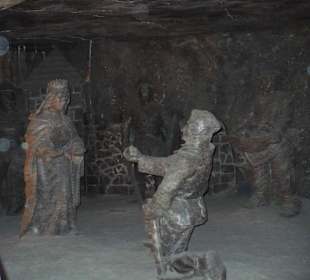 Rzeźby w kopalni