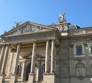 Bei einem Bummel durch die Altstadt von Wiesbaden