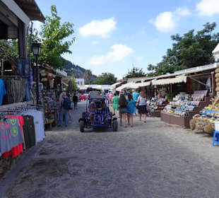 Hauptstraße von Zia