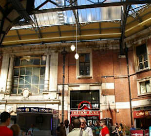 Victoria Station
