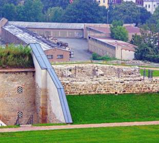 Die Zitadelle Petersberg 