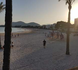 Strand am Yachthafen