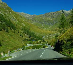 Vorne kommt schwere Kurve