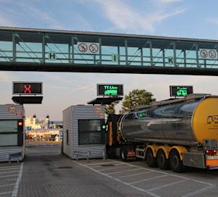 Autoabfertigung Skandinavienkai