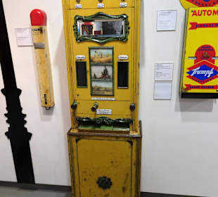 Exponate des Deutschen Automatenmuseums