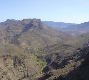 Fahrt durch das Gebirge