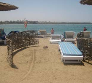 Meer ( Hotelstrand am Dana Beach )
