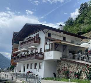 Schneeweisshof