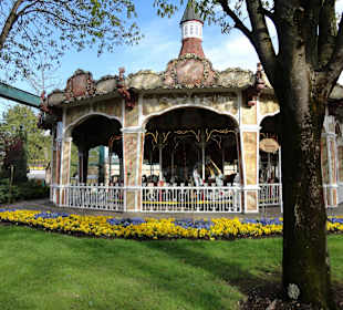 Schönes altes Karurusell