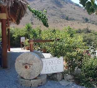 EIngang zur Taverne