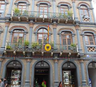 Honorarkonsul und Apotheke