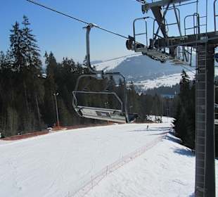 Wyciąg Kotelnica III - widok na czerwoną trasę