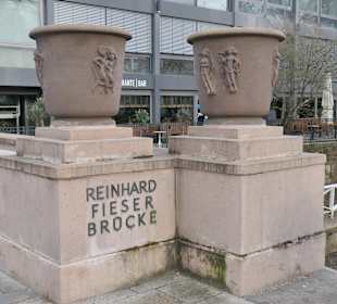 Bei der Reinhard-Fieser-Brücke