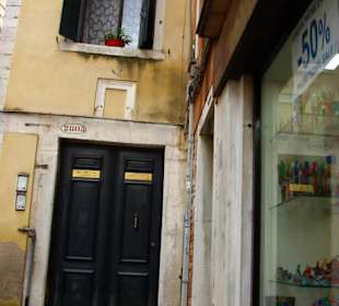 Seitengasse in Venedig