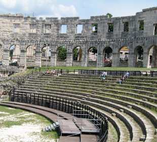 Amphitheater