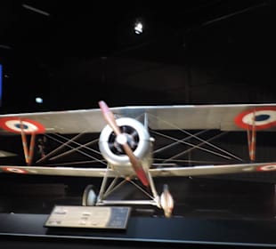 Militärflugzeuge aus dem 1. Weltkrieg