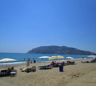 Strand direkt am Eftalia Aytur Hotel