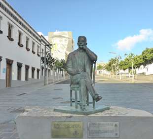 Denkmal von Manuel Poblado