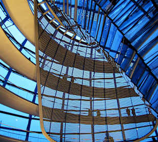 Reichstag - Bundestag - Kuppel by Night