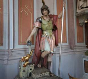 Heiligenstatue