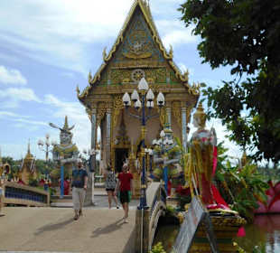 Wat Plai Laem