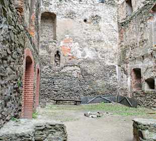 Dawne wnętrza Zamku.