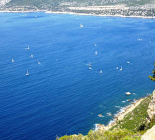 Das Mittelmeer unterhalb der Route des Crêtes