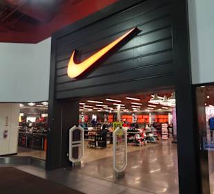 Überdacht, klimatiseirt, da macht Einkaufen Spaß.