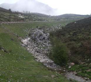 Subida hacia los lagos