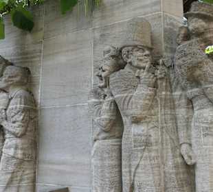 Der Ostermannplatz mit dem Ostermannbrunnen