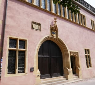 Koifhus in der Vorderansicht