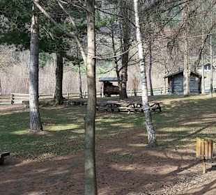 Picknickplatz ca 2 Minuten vom Hotel entfernt