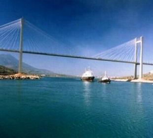 Die hohe Brücke vom Chalkida