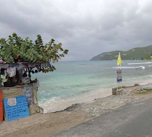 Blick auf einen Strandabschnitt