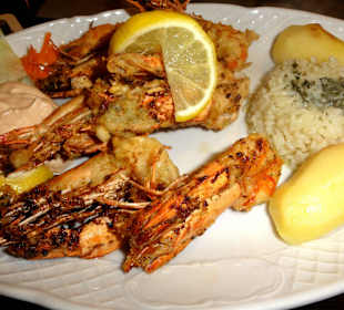 Knusprige Garnelen mit Reis