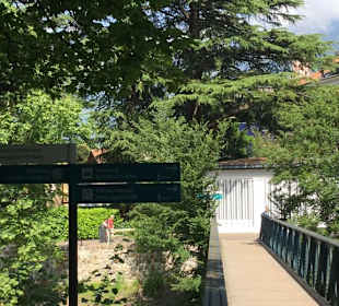 Kleine Brücke zum Elisabeth-Park