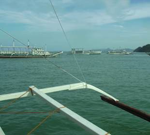 Unser Boot vom Artcafe fährt ab in El Nido