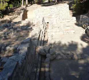 Knossos