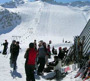 Rifugio 2750 -trasa narciarska na lodowcu.