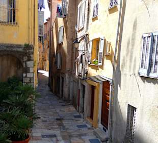 "Старый" Грасс