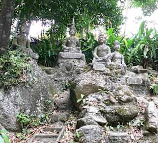 Figuren im Garten