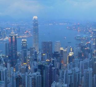 Ausblick vom Peak bei Dämmerung