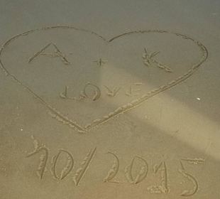 Liebeserklärung am Strand