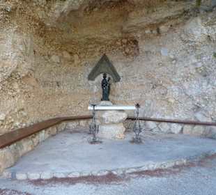 Kleine Grotte mit Maria