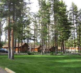 Becker's Chalet Dining Lounge: Chalets