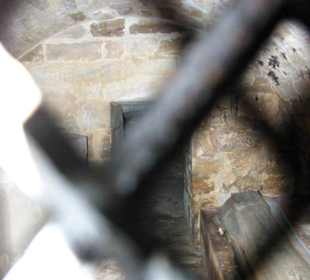 Stockdunkel super Bild geworden in der Gruft