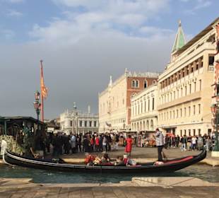 Gondelfahrten sehr beliebt