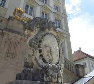 Blick vom Schlosspark zum Schloss Nymphenburg