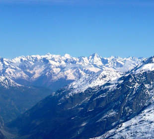 Blick auf die Berner Alpen