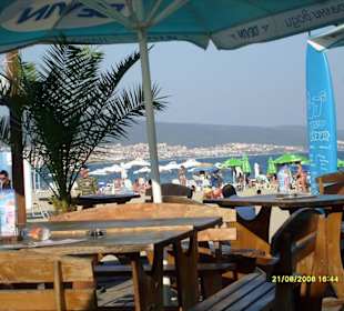 Strandbar mit Ausblick
